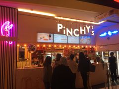 -Pinchy's Lobster & Champagne Bar