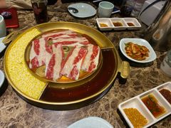 -猪啊牛呀羊啊铜盘烤肉(正大广场店)