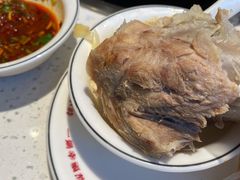 猪骨-三人行骨头王火锅(长寿店)