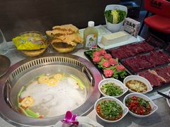 -三头牛·潮汕牛肉生蚝火锅 (夏湾店)
