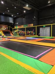 -蹦蹦跳跳(新奥购物中心店)