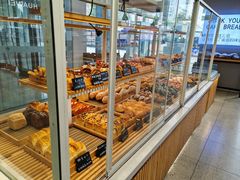 -焙丽拾光(麦凯乐直营店)