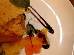 海苔酥配烤三文鱼-YUE·6·西式融合餐厅(外滩六号店)