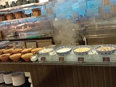 -圣丰索菲特·2 On 988 Café 自助餐厅