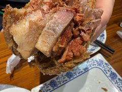 -老天桥酱肉烧饼夹肘子(天桥店)