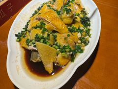 -魏铭鱼头捞饭(晋阳路店)