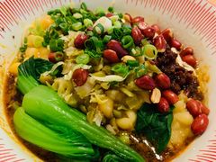 红碗豌杂面-遇见小面(江湾阳光天地店)