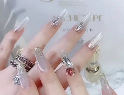 -美甲日记美睫专业纹绣半永久