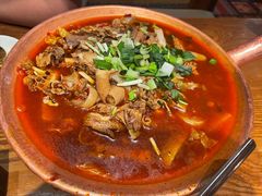 -云海肴·汽锅鸡·云南菜(天山百盛优客店)