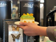 柑橘开心果奶油蛋糕-black rainbow coffee