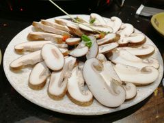 香菇-唇辣号重庆老火锅(亦庄店)