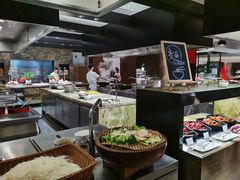 -JW万豪厨房餐厅·滨海草坪烧烤·海鲜·海景(三亚绿发山海天JW万豪酒店)