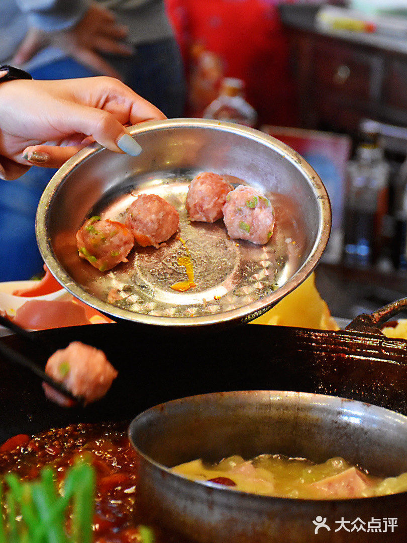 魔都人气重庆火锅新品打卡