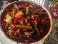 -独一佳老胡湘菜馆(矿山路店)
