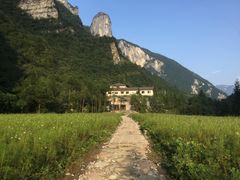 -鹿院坪生态旅游景区