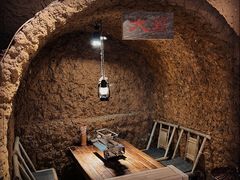 -破瓦寒窑·地摊烤羊排