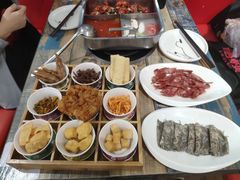 -鸡遇虾煲干锅火锅(小寨金莎店)