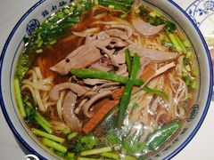 -镇南锅盖面馆(解放路店)