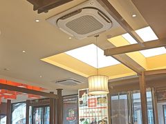 -阿瓦山寨·湘菜现炒·剁椒鱼头王(咸阳总店)