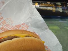 -麦当劳(盐城世纪大道得来速店)