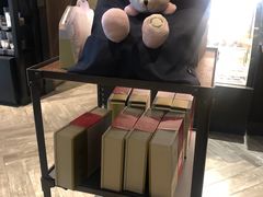 -星巴克臻选(南京金茂览秀城店)
