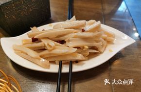 Sichuan-style Lotus Root Strips
