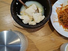 -关东小磨东北菜(上海长风大悦城店)