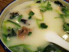-清真·玛丽亚新疆菜主题餐厅(浙江中路店)