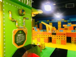 -太空学院儿童娱教乐园(中华广场店)