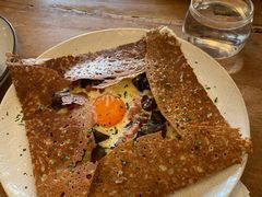 鸡蛋蘑菇熏肉荞麦可丽饼-RAC BAR(安福路店)