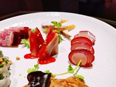 鸽蛋酿鹅肝-湖滨28中餐厅·西湖宴·杭州君悦酒店