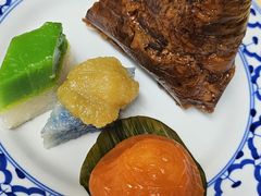 -莫定标娘惹糕点