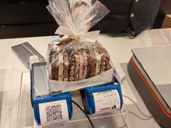 -Laderach 莱德拉(上海环贸iapm店)