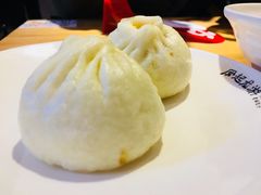老面土猪肉包子-凤起龙游老面包子(凯德晶品店)
