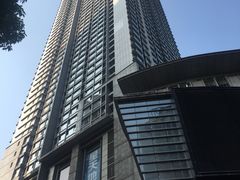 -日月光中心广场