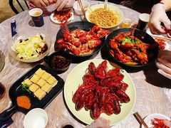 -巴厘龙虾·榜首油焖大虾(音乐学院·沿江酒馆店)