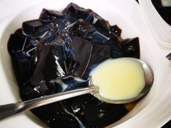 龟苓膏-梧州双钱龟苓膏(丽港航母店)