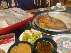 -沸炉重庆老火锅(军事博物馆店)