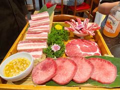 -喵小乙碳火烤肉(大坪协信星光天地店)