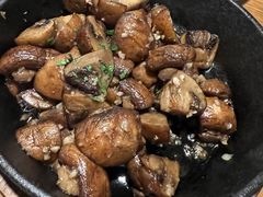 蒜香橄榄油炙烤小蘑菇-G+KITCHEN(龙湖狮山天街店)