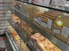 面包甜点陈列柜-上海哈尔滨食品厂(汇联商厦店)