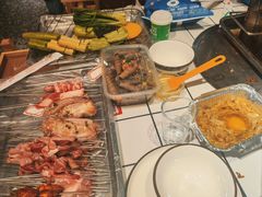 -喜悦小串丹东小黄牛海鲜烧烤大排档(民主广场店)