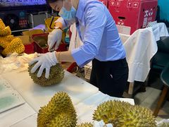 -领鲜活海鲜榴莲自助火锅(东门店)