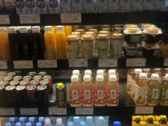 -良品铺子(白云新世界店)