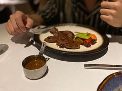 -哈布斯扒房(华发商都店)