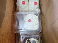 -红宝石·鲜奶小方(万航店)