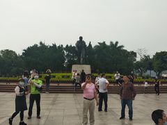 景点-荔枝公园-小平画像广场