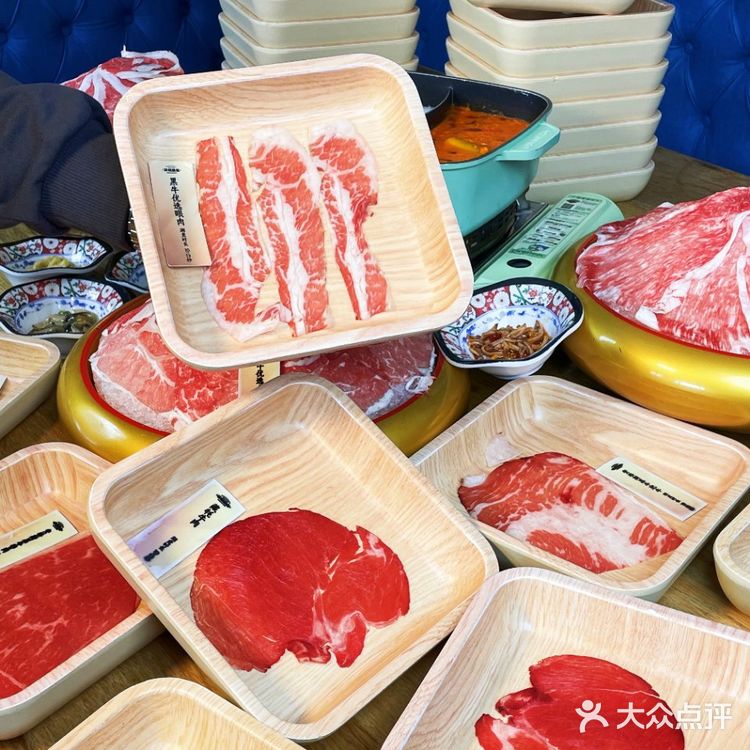 拉萨探店｜布达拉宫附近M级和牛自助餐厅🍴