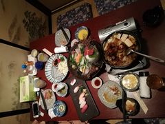 -山川小町·极番烧肉(新地假日广场店)
