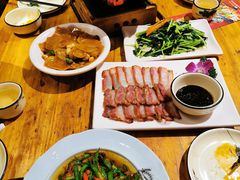 -老滇山寨•云南特色菜•地方菜•民族风情歌舞表演(金碧店)